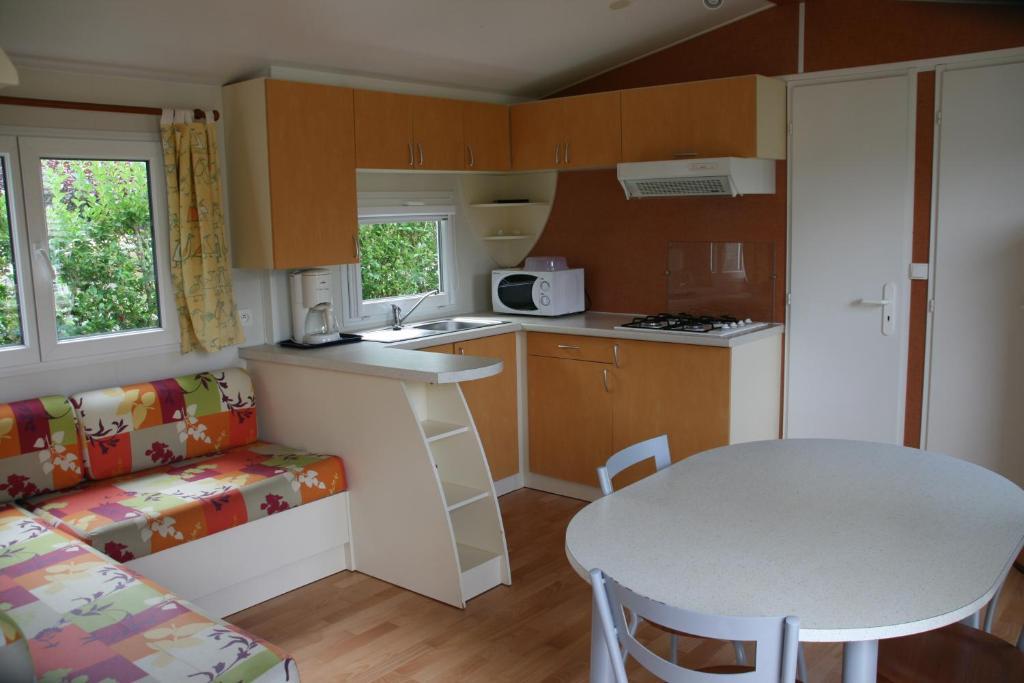 Camping De La Baie Hotel La Trinite-sur-Mer Phòng bức ảnh